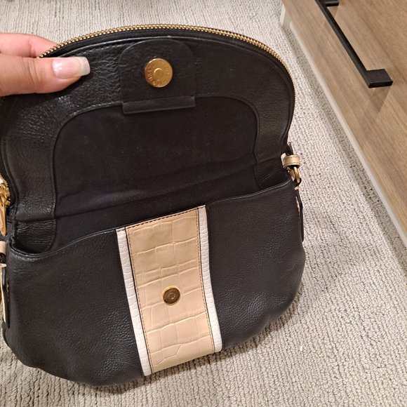 Marc by Marc Jacobs Leather Crossbody Purse - Picture 4 of 10